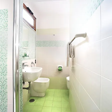 Casa Yvorio Отель Террачина