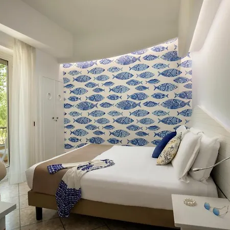 Отель Casa Yvorio 2*
