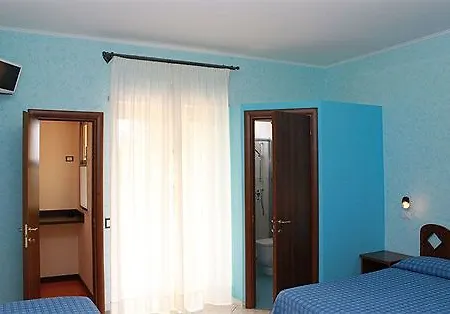 Отель Casa Yvorio 2*