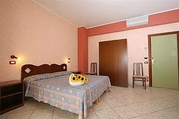 Casa Yvorio Отель 2*