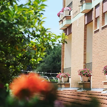 Отель Casa Yvorio 2*