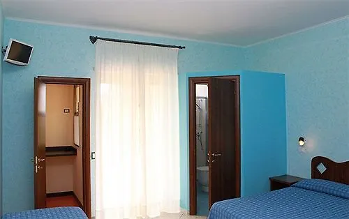 Hotel Casa Yvorio 2*