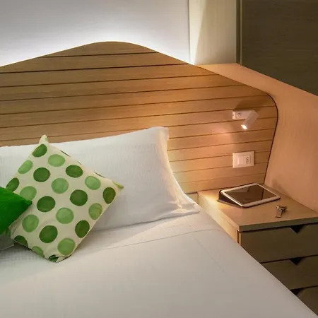 Casa Yvorio Hotel 2*